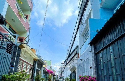 6 tỷ 6 - 91 m2- Hẻm Xe tải- gần Lottemat Nguyễn  Văn lượng